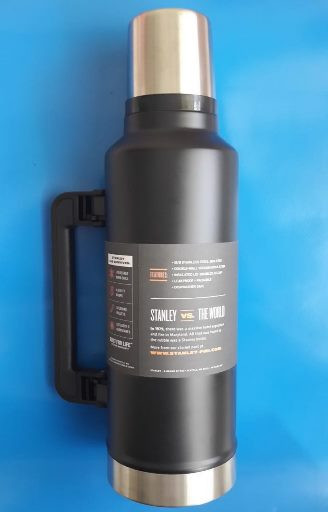 Легендарный классический термос Stanley с ручкой 1.9 л.