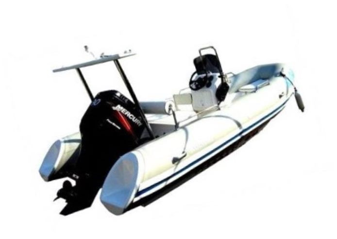 Лодка надувная моторная с жестким дном Kolibri RIB-500, комплектация ЛЮКС