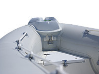 Лодка надувная моторная с жестким дном Kolibri RIB-500, комплектация ЛЮКС
