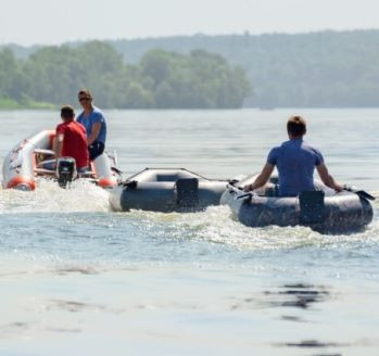 Лодка надувная гребная Kolibri K-240 Белая и слань-коврик