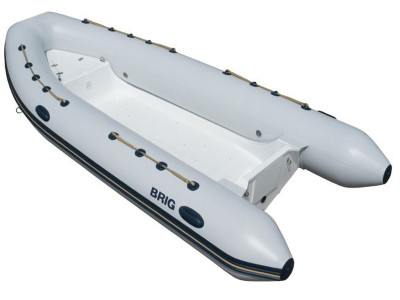 Лодка надувная моторная с пластиковым днищем BRIG Falcon Riders F400