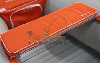 Мягкое сиденье с сумкой для лодки 102см х 25см, Колибри КМ-400DSL, КМ-450DSL, чёрное